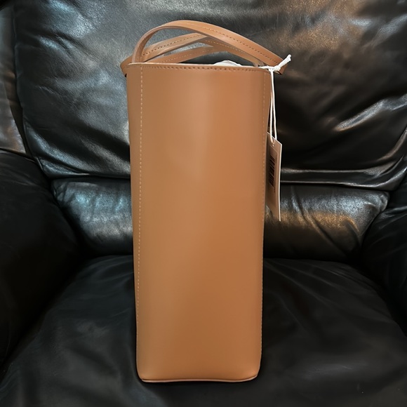 🔥🔥🔥NEW Frame Le Signature Leather Tote - Picture 12 of 15